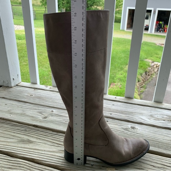Born Leather Knee High Tall Boots Taupe Grey Leather Zip Up Womens 6.5 US D15122 - Picture 11 of 16